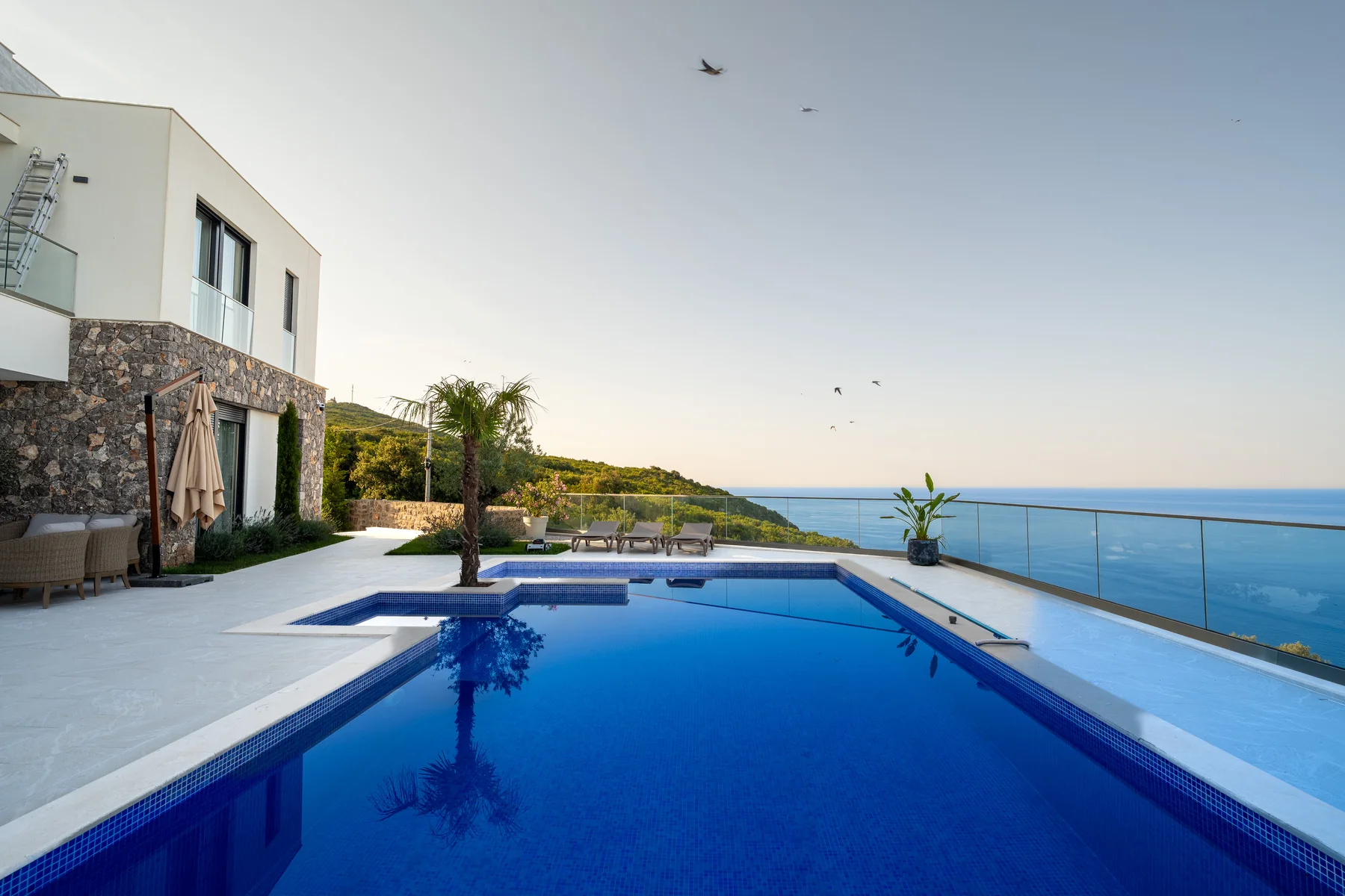 Villa Aventura private pool overlooking the Adriatic Sea